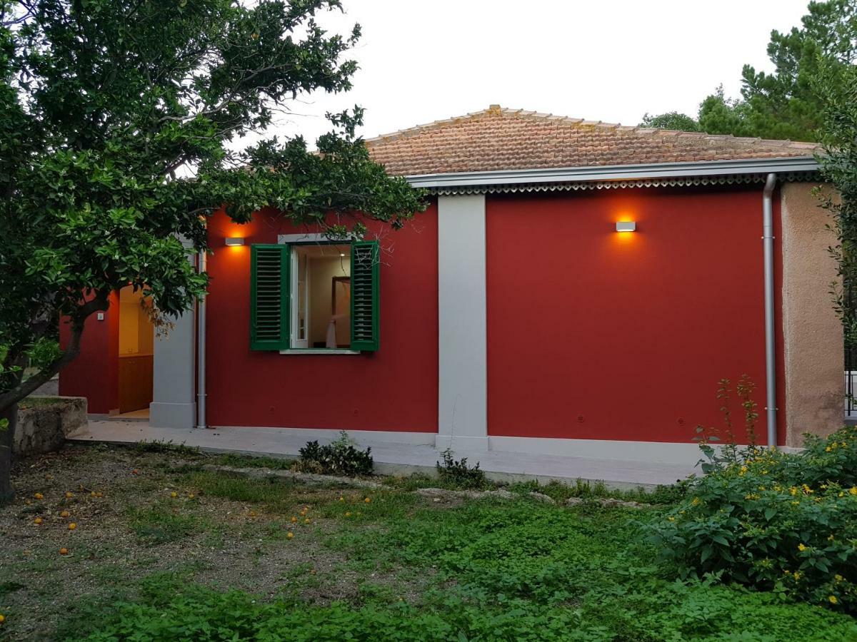 Giardino Labruto Lägenhet Messina Exteriör bild