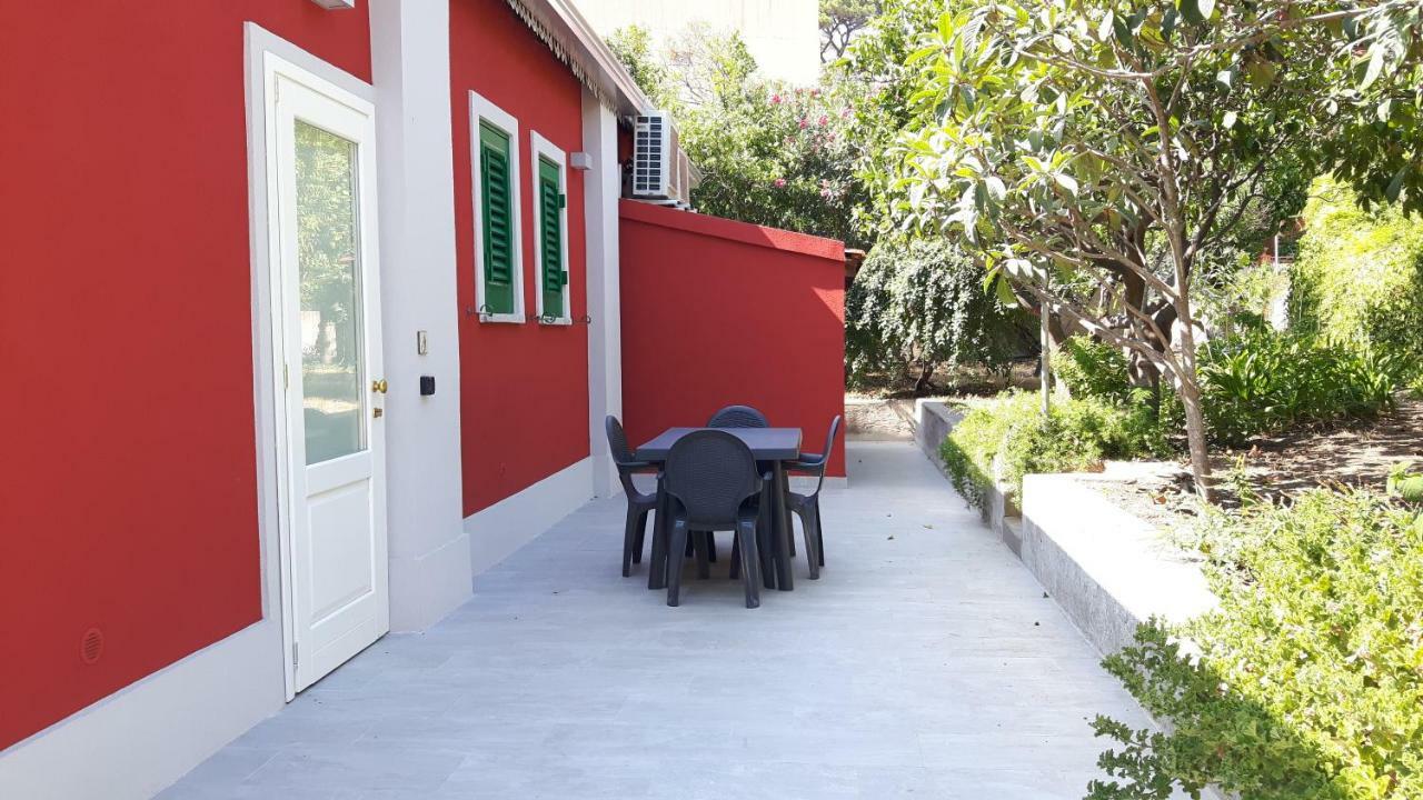 Giardino Labruto Lägenhet Messina Exteriör bild