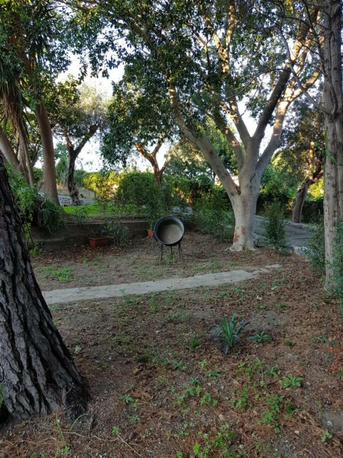 Giardino Labruto Lägenhet Messina Exteriör bild