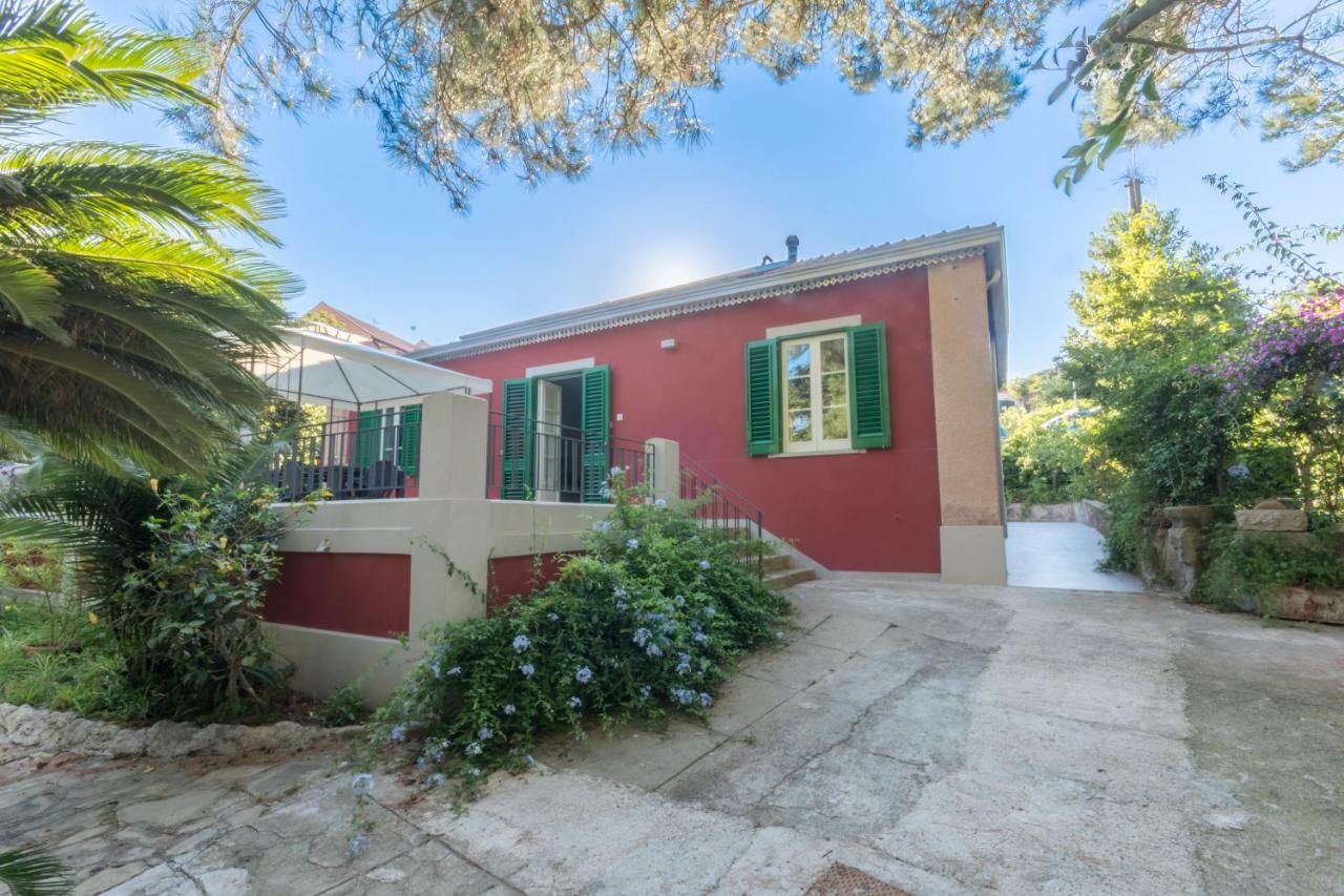 Giardino Labruto Lägenhet Messina Exteriör bild